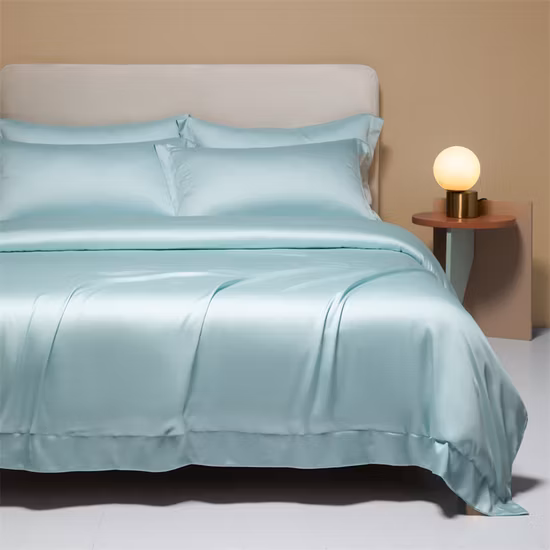 Conjuntos de lençóis de cama luxuosos de microfibra de tecido de seda nupcial fofo rosa
